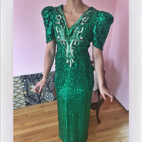 Emerald green sequins dress - Picture 2 of 3